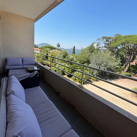 3 With Sea View Terraces In Peace Apartment