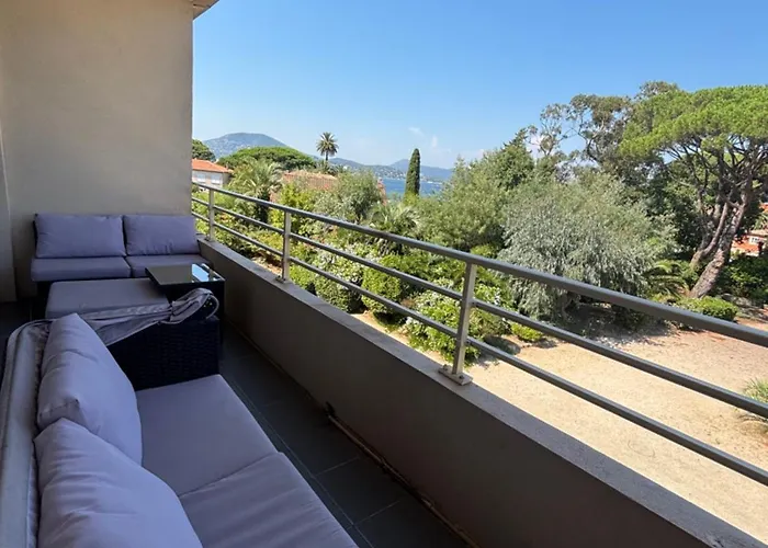 3 With Sea View Terraces In Peace Appartement