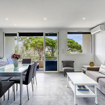 3 With Sea View Terraces In Peace *